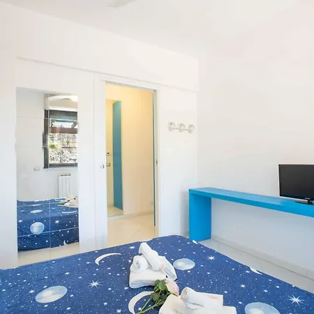 Casa Alice With Shared Pool Sea View - Happy * Varazze
